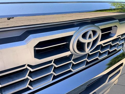 Certified 2025 Toyota Tacoma TRD Sport AWD/4WD image 28