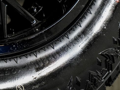 Used 2025 Chevrolet Silverado 2500 LTZ w/ LTZ Premium Package AWD/4WD image 61