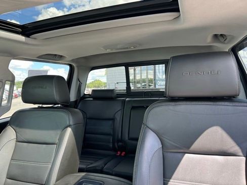 Used 2018 GMC Sierra 2500 Denali image 26