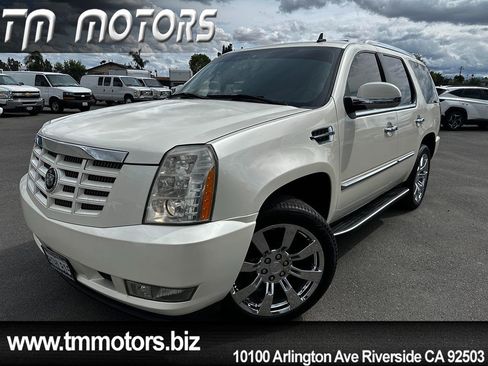 Used 2007 Cadillac Escalade 2WD w/ Information Package image 1