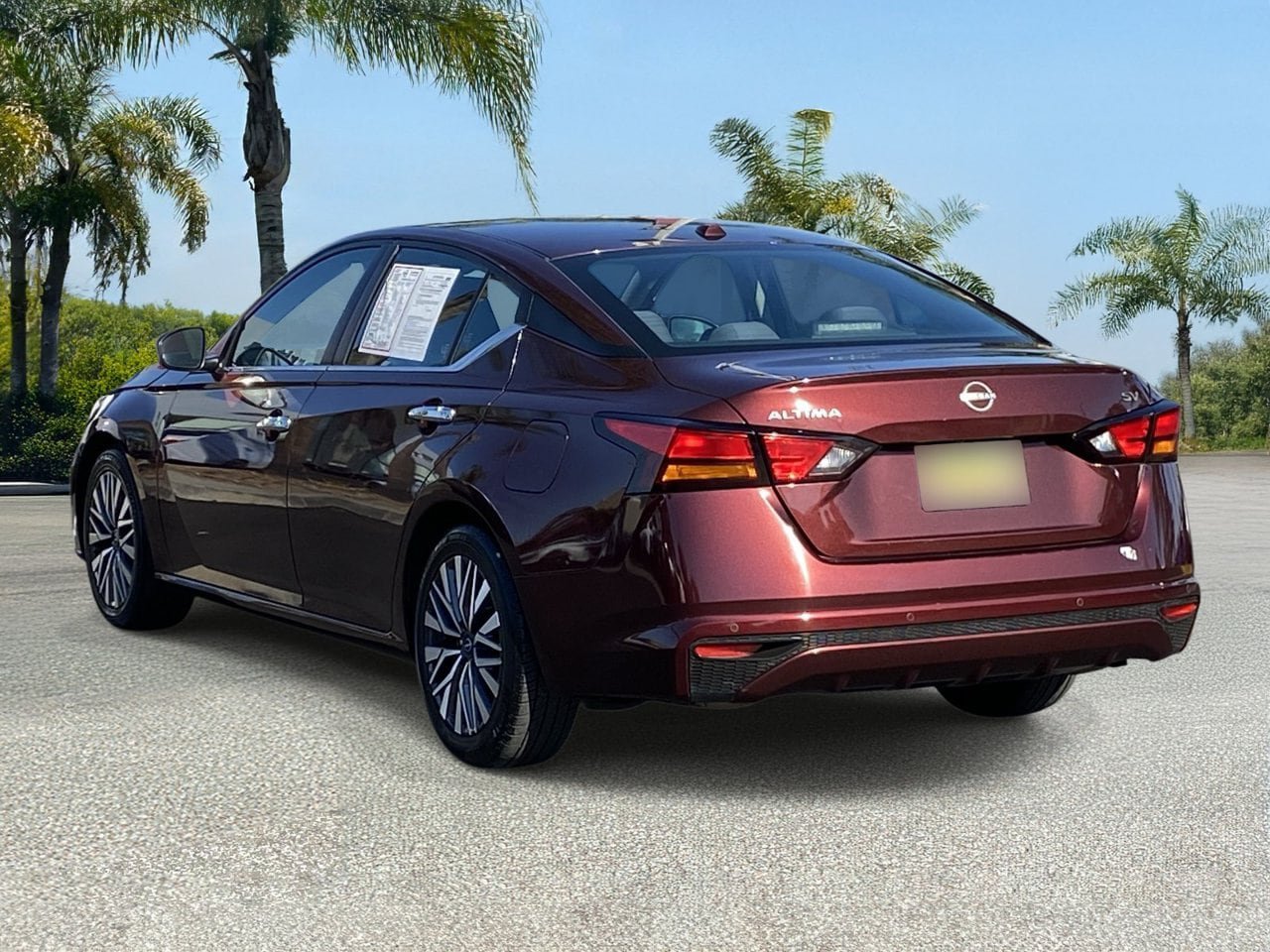 Certified 2024 Nissan Altima 2.5 SV FWD image 3