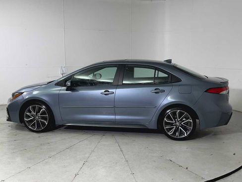 Used 2021 Toyota Corolla SE w/ SE Premium Package image 5