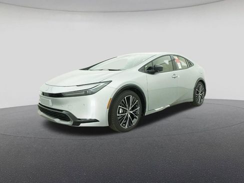 New 2026 Toyota Prius XLE image 17