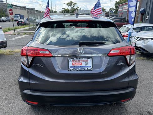 Used 2022 Honda HR-V LX image 11