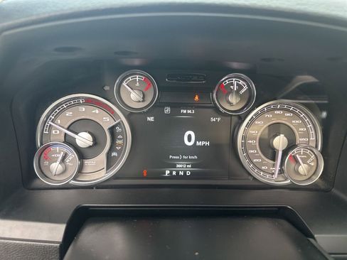 Used 2018 RAM 3500 Laramie Longhorn image 24