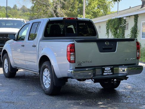 Used 2019 Nissan Frontier SV AWD/4WD image 9