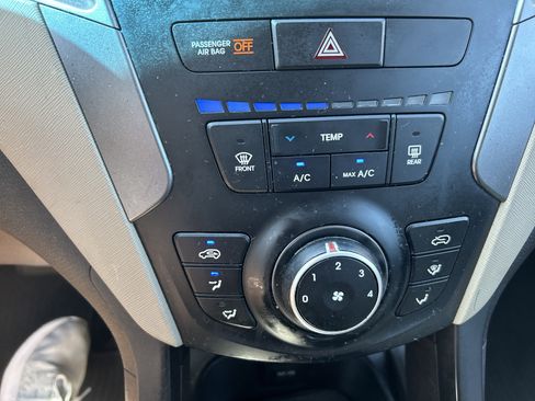 Used 2015 Hyundai Santa Fe Sport FWD image 22