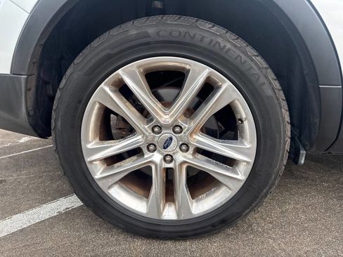 Used 2017 Ford Explorer Limited FWD image 52