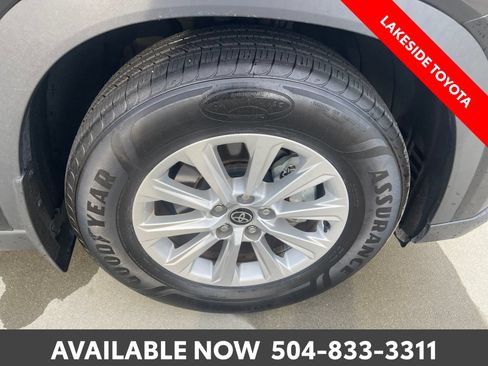 Certified 2024 Toyota Grand Highlander FWD image 12