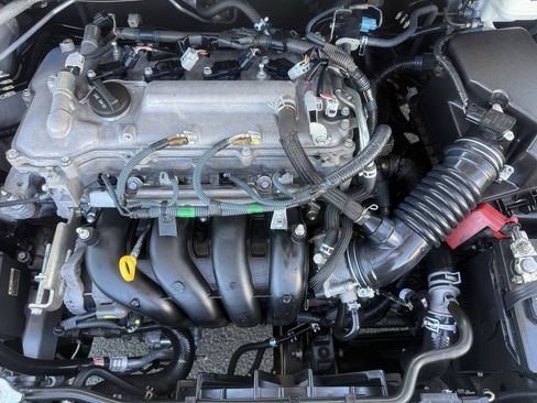 Used 2010 Toyota Corolla LE FWD image 23
