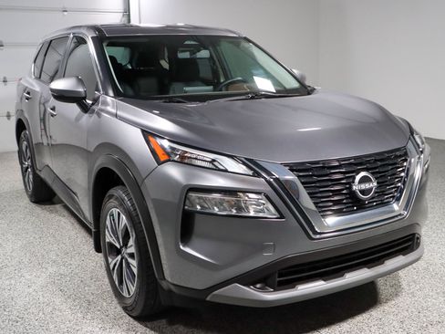 Used 2023 Nissan Rogue SV FWD image 5