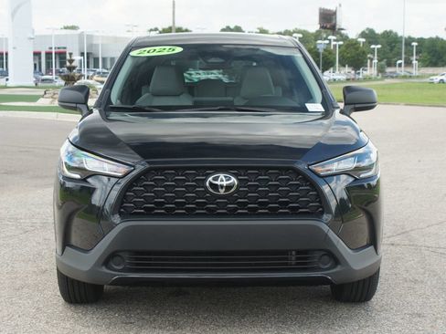 Used 2025 Toyota Corolla Cross L FWD image 22