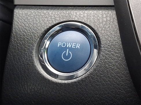 Certified 2024 Toyota Camry SE image 23