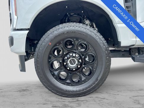 Used 2026 Ford F350 Lariat w/ Black Appearance Package AWD/4WD image 17