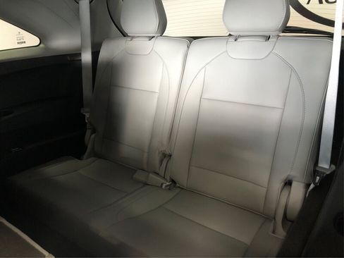 Used 2017 Acura MDX FWD image 25