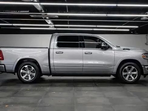 Used 2019 RAM 1500 Limited w/ Advanced Safety Group AWD/4WD image 9