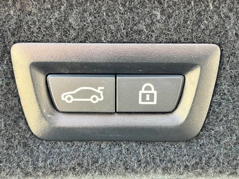 Used 2022 BMW ALPINA B8 xDrive Gran Coupe image 23