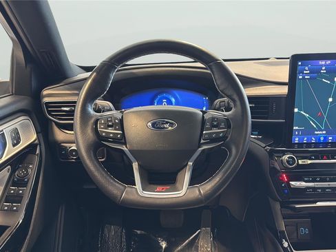 Used 2022 Ford Explorer ST w/ Equipment Group 401A image 12