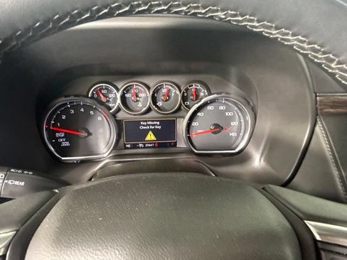 Used 2023 Chevrolet Suburban LS w/ Driver Alert Package RWD image 17