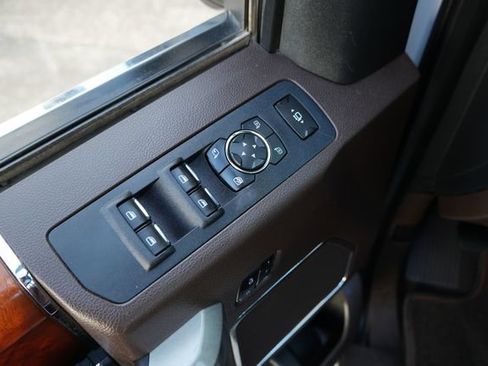 Used 2019 Ford F250 King Ranch w/ King Ranch Ultimate Package AWD/4WD image 50