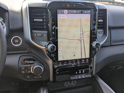 New 2026 RAM 1500 Big Horn AWD/4WD image 14