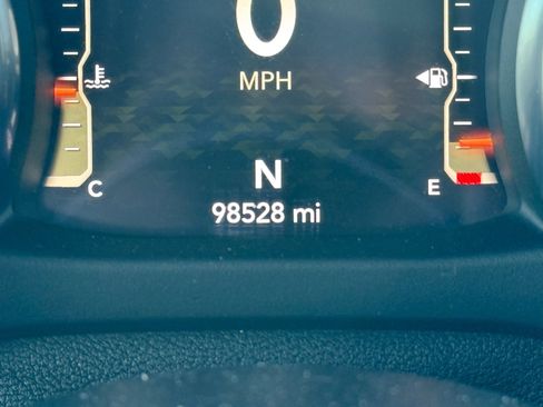 Used 2018 Jeep Wrangler Unlimited Rubicon w/ Steel Bumper Group image 43