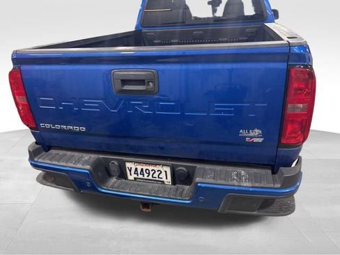 Used 2021 Chevrolet Colorado Z71 AWD/4WD image 17