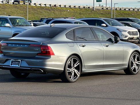 Used 2020 Volvo S90 T8 Inscription w/ Advanced Package image 3