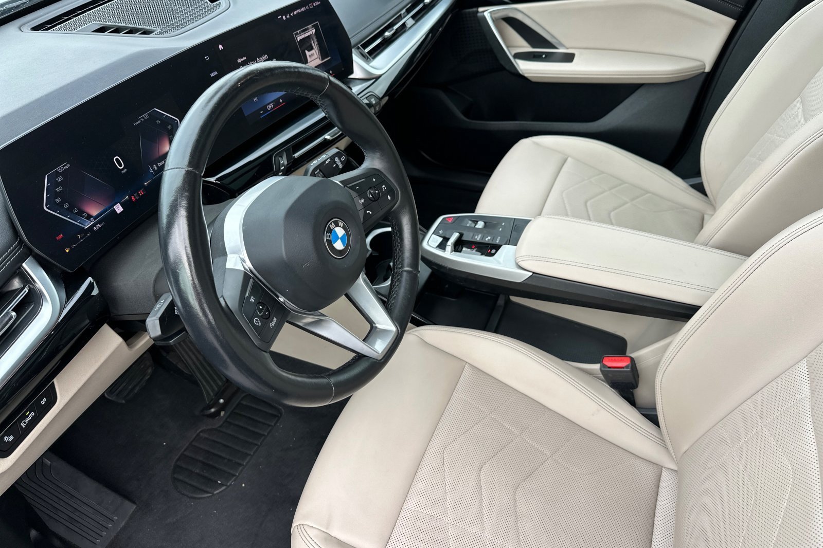 Used 2023 BMW X1 xDrive28i w/ Convenience Package AWD/4WD image 9