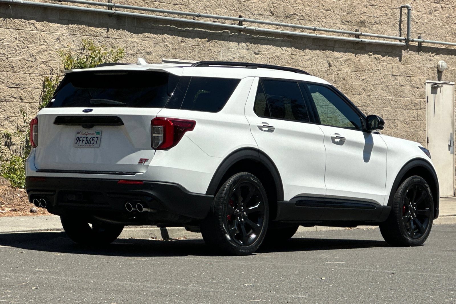 Used 2023 Ford Explorer ST w/ Equipment Group 401A AWD/4WD image 3