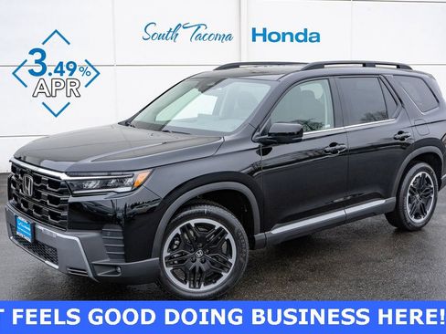 New 2026 Honda Pilot Touring image 1