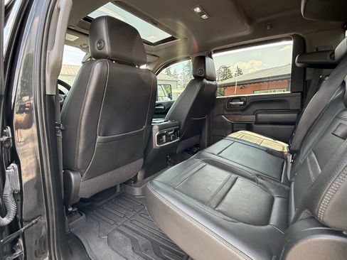 Used 2020 GMC Sierra 2500 Denali w/ Denali Ultimate Package AWD/4WD image 25