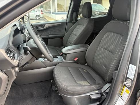 Certified 2025 Ford Escape Active AWD/4WD image 19