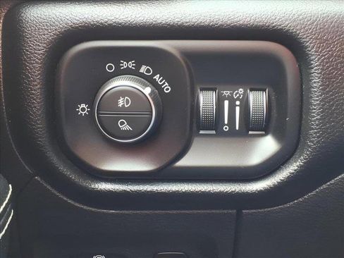 Used 2022 RAM 1500 Laramie image 19