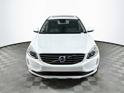 Used 2017 Volvo XC60 T5 Inscription w/ Preferred Option Package FWD image 2