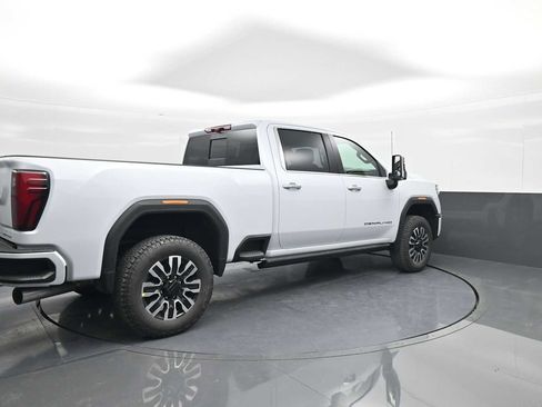 New 2026 GMC Sierra 2500 Denali Ultimate image 8