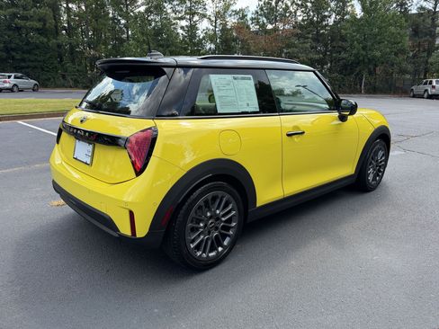 Used 2026 MINI Cooper S FWD image 9
