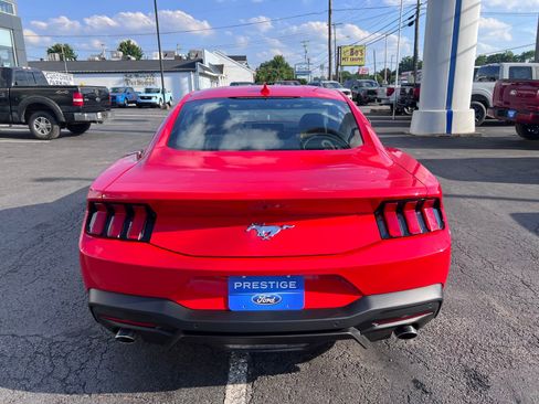 Used 2024 Ford Mustang Coupe RWD image 11
