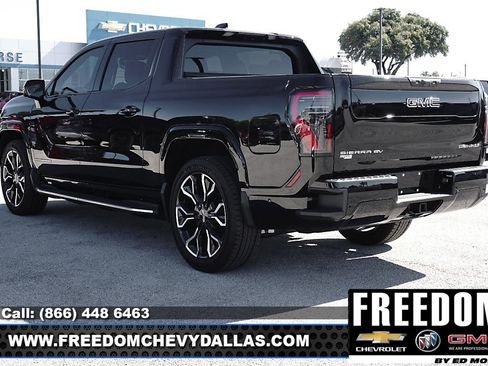 New 2025 GMC Sierra EV Denali image 5