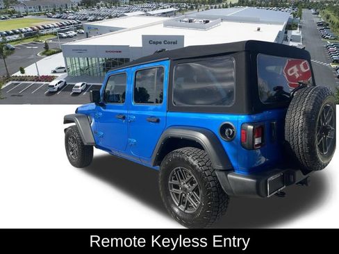 Used 2024 Jeep Wrangler Unlimited Sport AWD/4WD image 6
