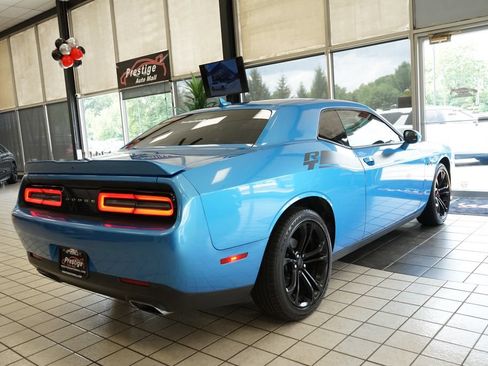Used 2015 Dodge Challenger R/T Plus RWD image 17