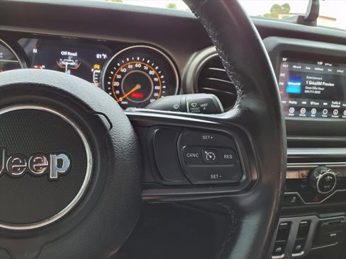 Used 2019 Jeep Wrangler Sport image 32