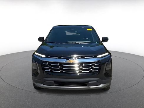 Used 2025 Chevrolet Equinox LT FWD image 4