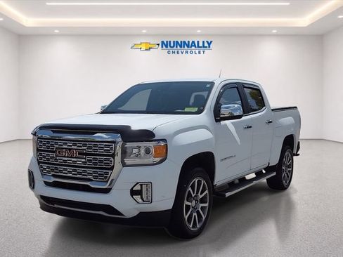 Used 2022 GMC Canyon Denali AWD/4WD image 1
