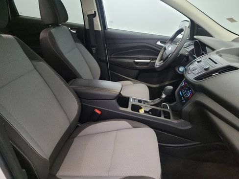 Used 2017 Ford Escape SE w/ SE Cold Weather Package image 21