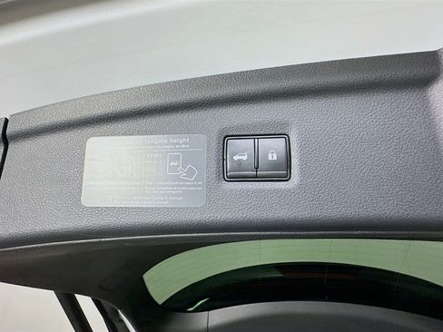 Used 2023 INFINITI QX50 Luxe image 29