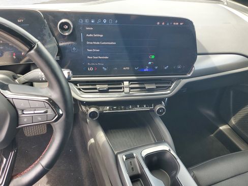 Used 2024 Chevrolet Equinox EV RS w/ Active Safety Package 3 image 21