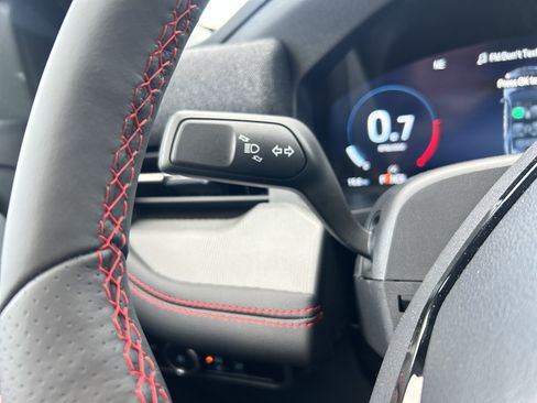 New 2026 Ford Explorer ST-Line w/ ST-Line Street Pack RWD image 28