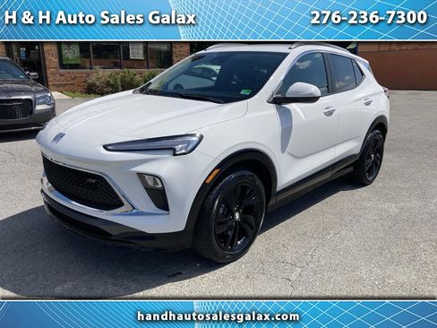 Used 2024 Buick Encore GX Sport Touring w/ Comfort Package image 1
