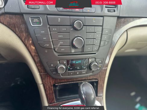 Used 2013 Buick Regal Premium image 12